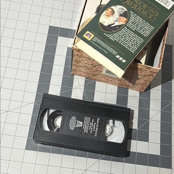 Pride and Prejudice VHS Box Set - Picture 11 of 11